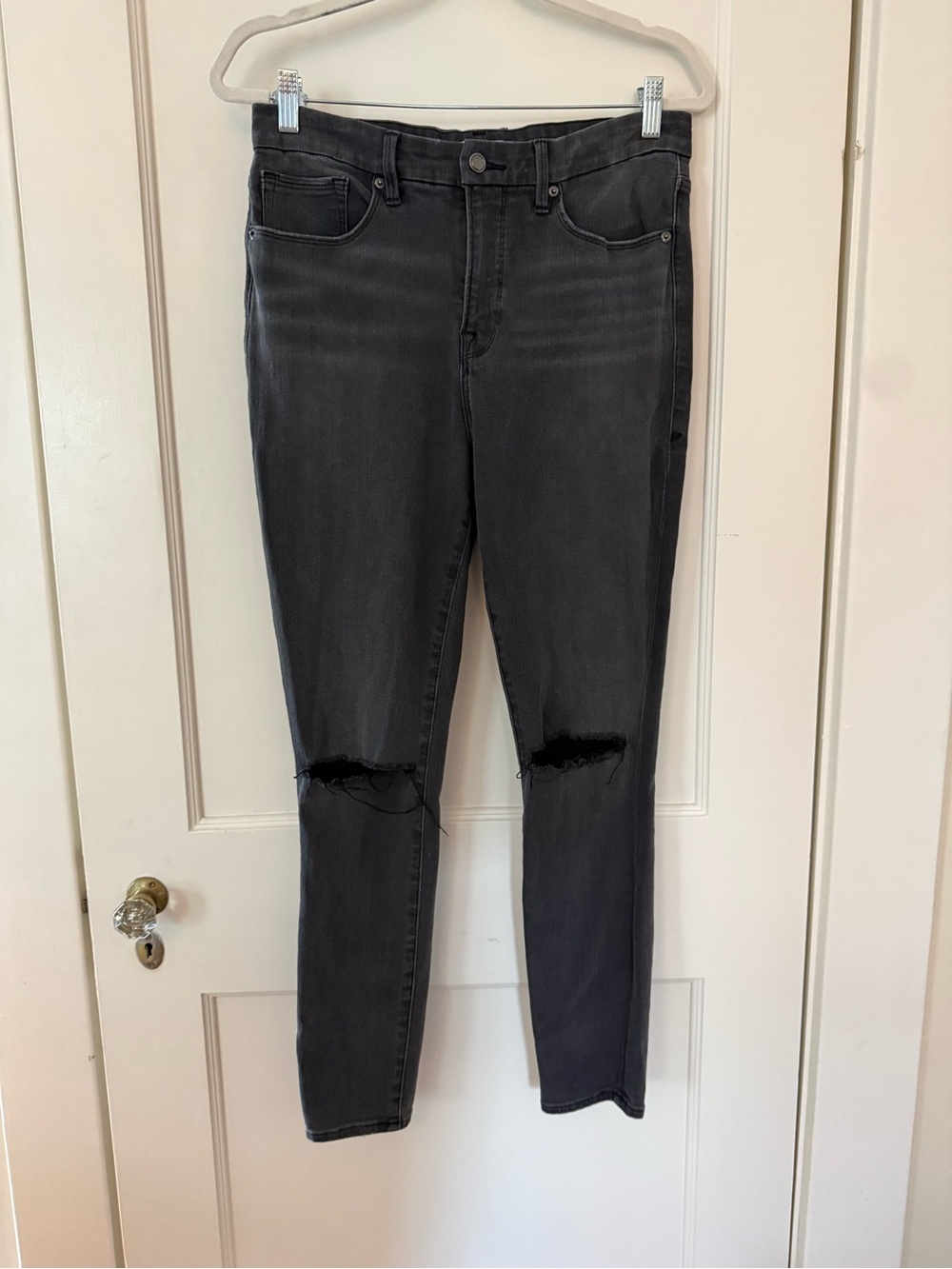 Good American Black / Grey Distressed Skinny Jeans
